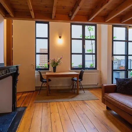 Duplex In Historical Centre With Private Courtyard Apartment Antwerp
